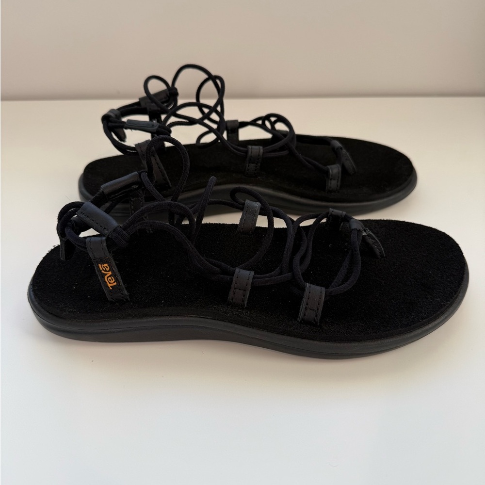 Teva Women's Voya Infinity Sandals - Black - size 9